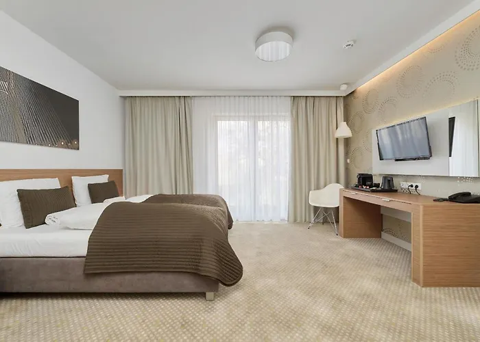 Spacious Close To Centre By Renters Apartment Wroclaw