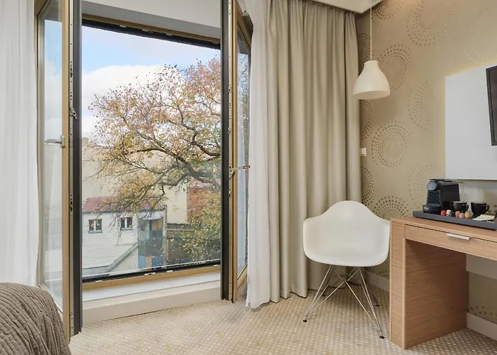 Spacious Close To Centre By Renters * Wrocław